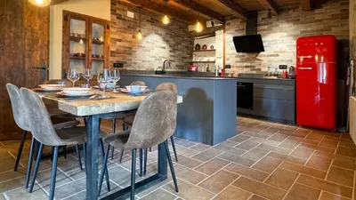 Una cocina o zona de cocina en La Caseta