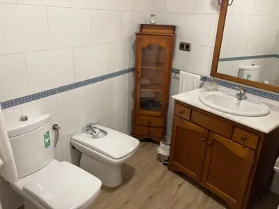 Un baño de La casa del aguador en Alfaro, Senda Viva y Rutas BTT