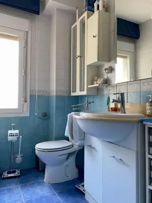 Un baño de Acogedor y céntrico apartamento en Jaca - Wifi
