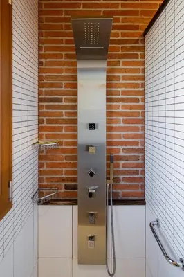 Un baño de LA TEULERIA DE LINYOLA