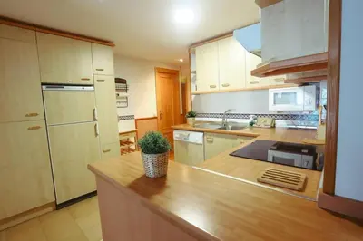 Una cocina o zona de cocina en Fuente Espadilla by Cardi Suites