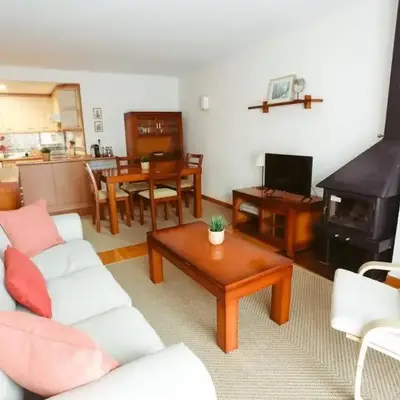 Fuente Espadilla by Cardi Suites