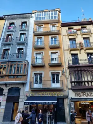 Edificio en el que se encuentra el apartamento