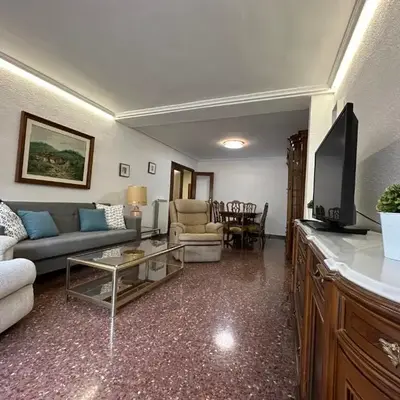 Dos Torres Baldur Alfajería Parking privado gratis