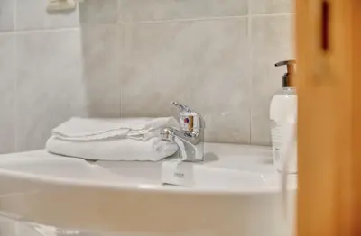 Un baño de Bajada de Javier by Clabao