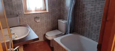 Un baño de Belle maison de montagne vue sur Aneto