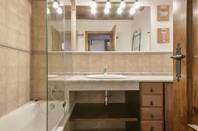 Un baño de Luderna - Apartamento Centelha