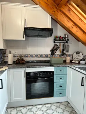 Una cocina o zona de cocina en El rincón de Benás