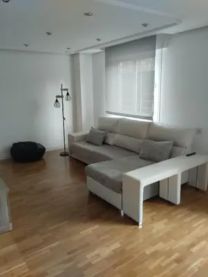Zona de estar de bonito piso zonas 1'5 del centro