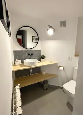 Un baño de Tuca - Triplex Priviletge con encanto