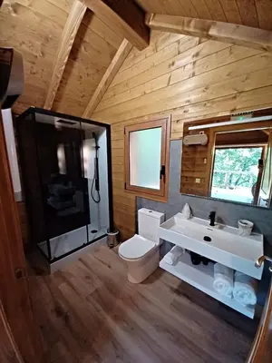 Un baño de IRATIKO KABIAK