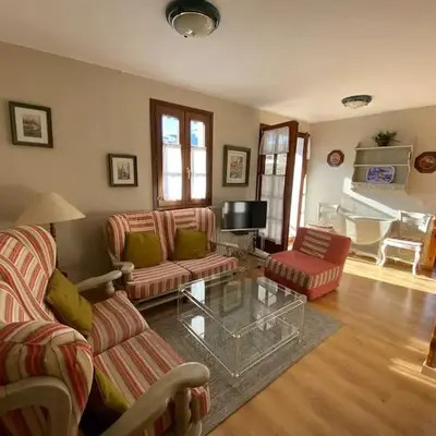 Apartamento con vistas a pistas
