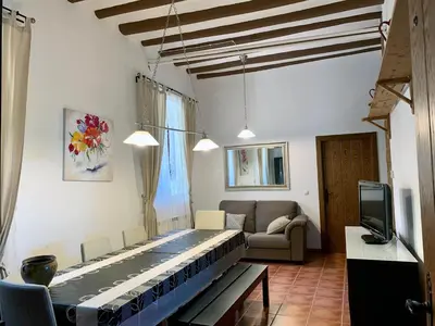 Una televisión o centro de entretenimiento en Casa Monegros