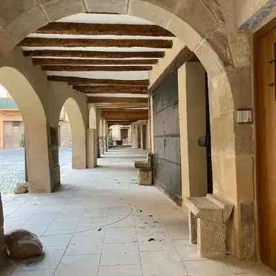 Quiet apartment in the heart of town with a large terrace l'Abatanador