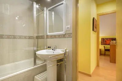 Un baño de Atico la Espata Villanua