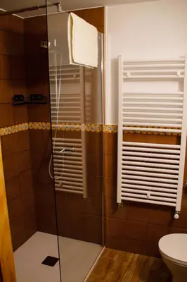 Un baño de La Casa del Castell - Encanto rural junto al Parque Natural de els Ports