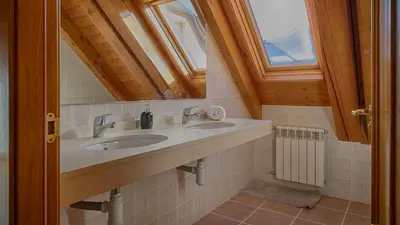 Un baño de Saplan Real Estate LAUJÒ