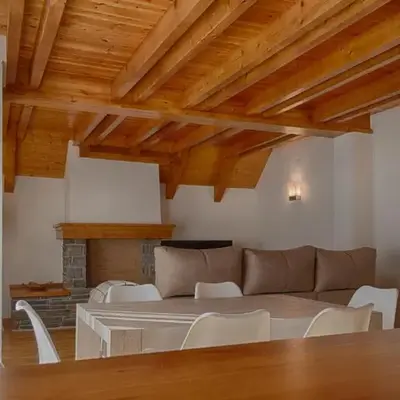 Saplan Real Estate LAUJÒ