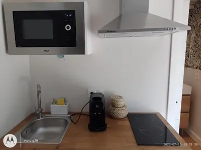 Una cocina o zona de cocina en LA CASA DE INVITADOS
