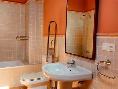 Un baño de Apartamentos Jaca Badaguas 3000