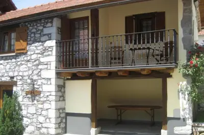 Un balcón o terraza de Casa rural Txikirrin Txiki - Selva de Irati