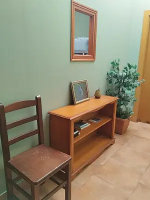 Una televisión o centro de entretenimiento en Albergue Kortarixar