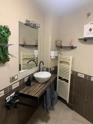 Un baño de L&D -Parking Incluido-
