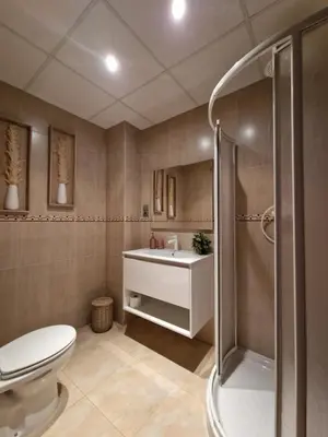 Un baño de Apartahotel La Chipranera