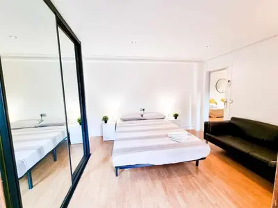 Cama o camas de una habitación en Casa de Goya Turistea Suites