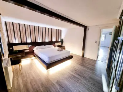 Cama o camas de una habitación en Casa de Goya Turistea Suites