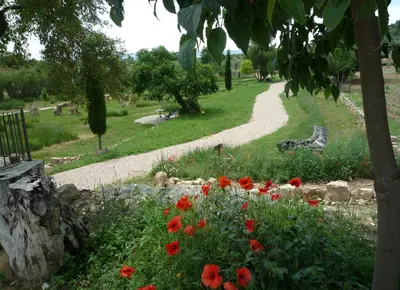 Jardín al aire libre en Hort de L'Aubert