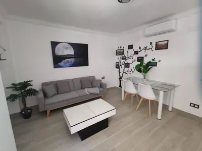 Zona de estar de Apartamento con Jacuzzi: El Rincón de Ayud