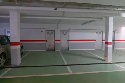 Instalaciones para jugar a tenis o squash en Piso Acogedor de Montaña con Terraza o alrededores