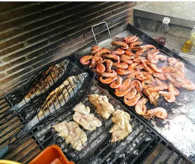Barbacoa disponible para clientes en the country house