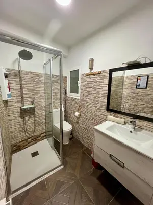 Un baño de ZARAGOZA CENTRAL APARTMENT