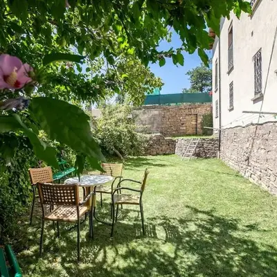 Casa Feli - APARTAMENTO con JARDÍN PRIVADO en los PIRINEOS