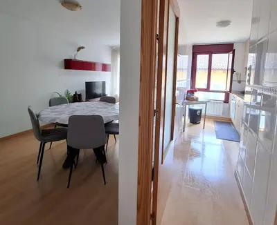 Una cocina o zona de cocina en Los Pinos, acogedor apartamento con garaje - Arafita Apartamentos