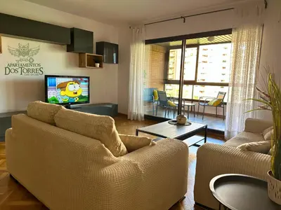 Una televisión o centro de entretenimiento en Dos Torres Melkor -
