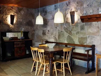 Una cocina o zona de cocina en L'ERA DE CAL ROGER