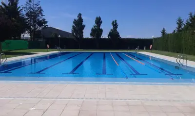 Piscina en o cerca de Ca naleix verdu