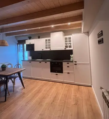 Una cocina o zona de cocina en Apartamentos Turísticos: Tu casa en Sahún