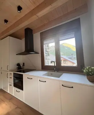Una cocina o zona de cocina en Apartamentos Turísticos: Tu casa en Sahún