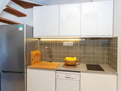 Una cocina o zona de cocina en Apartment Nevat by Interhome