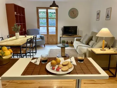 Comida en o cerca de este apartamento