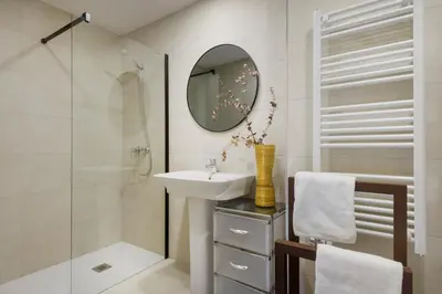 Un baño de Casa estrellita NOA de CuentoGuía