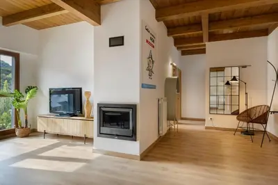 Una televisión o centro de entretenimiento en Casa estrellita NOA de CuentoGuía