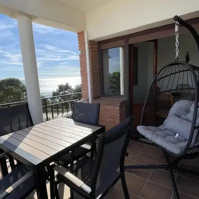 Apartamento frente al mar con terraza y vistas fabulosas
