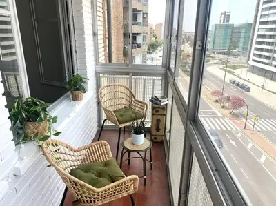 Un balcón o terraza de Acogedor apartamento a 5 min del Ave