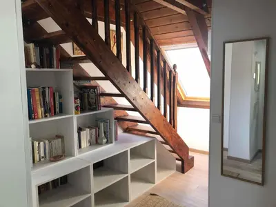 Biblioteca en el apartamento