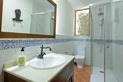 Un baño de CASA URRA